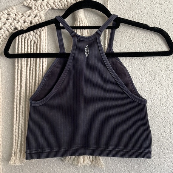 Happiness Runs Crop - Picture 2 of 3